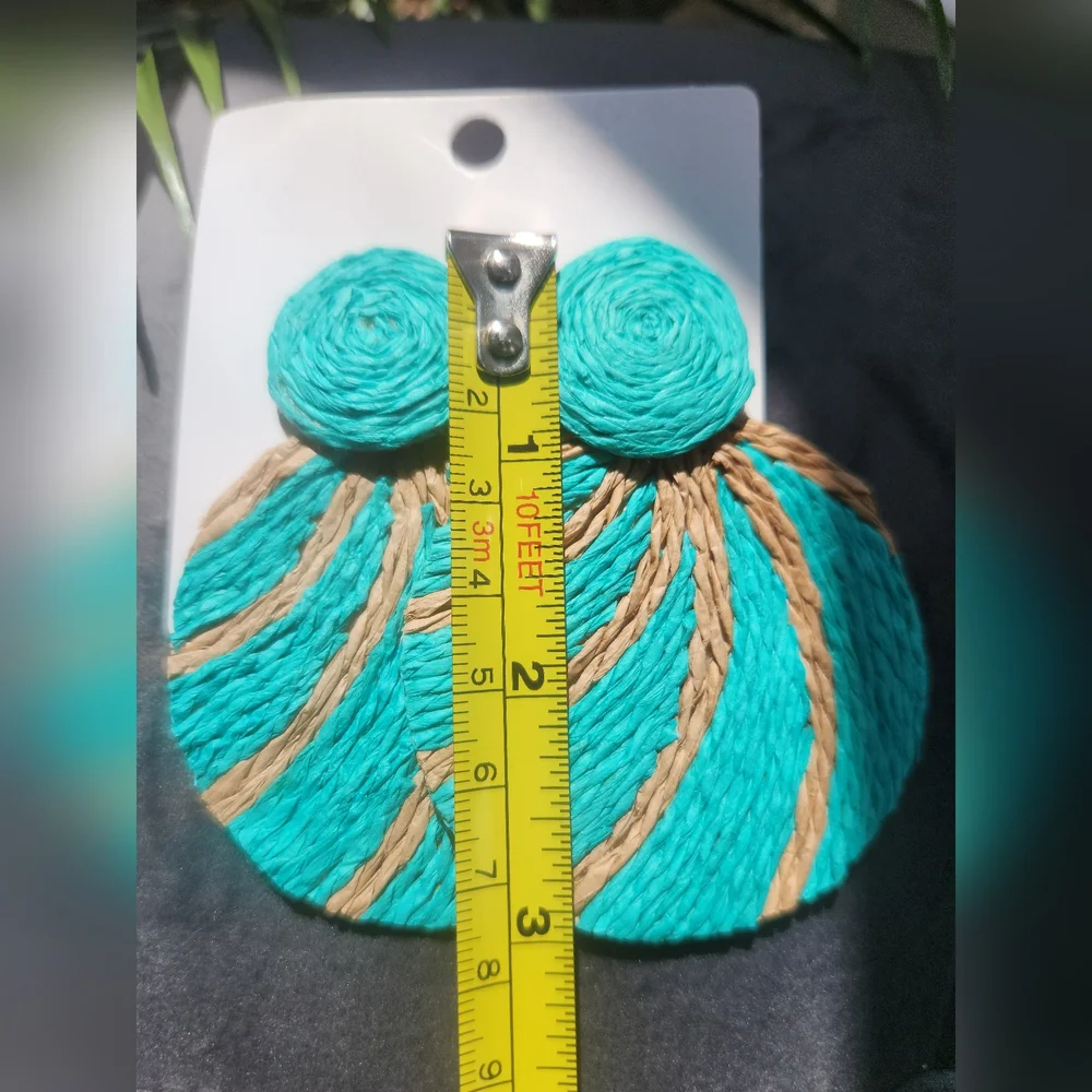 Circle Twine & Teal Earrings - Picture 6 of 10